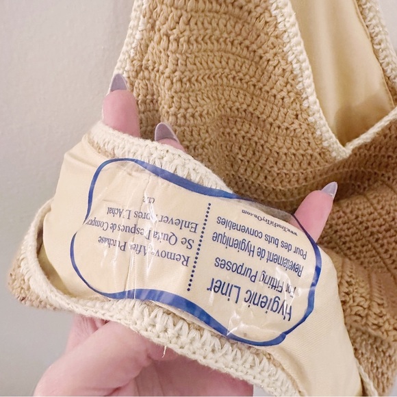 Maiyo x Natalie Off Duty Crochet One Piece Swimsuit Swimwear Influencer - Picture 4 of 5